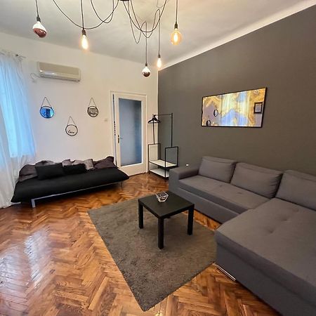 Two Bedroom Apartment Near Slavija Square Beograd Ngoại thất bức ảnh