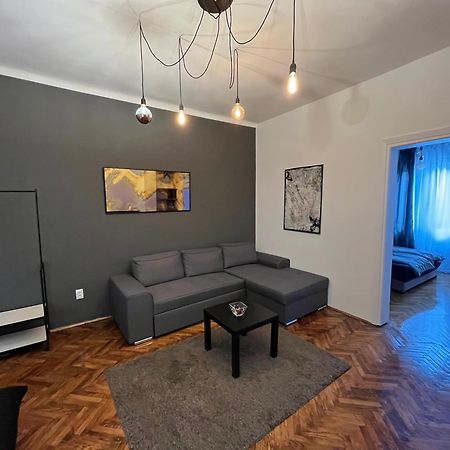 Two Bedroom Apartment Near Slavija Square Beograd Ngoại thất bức ảnh