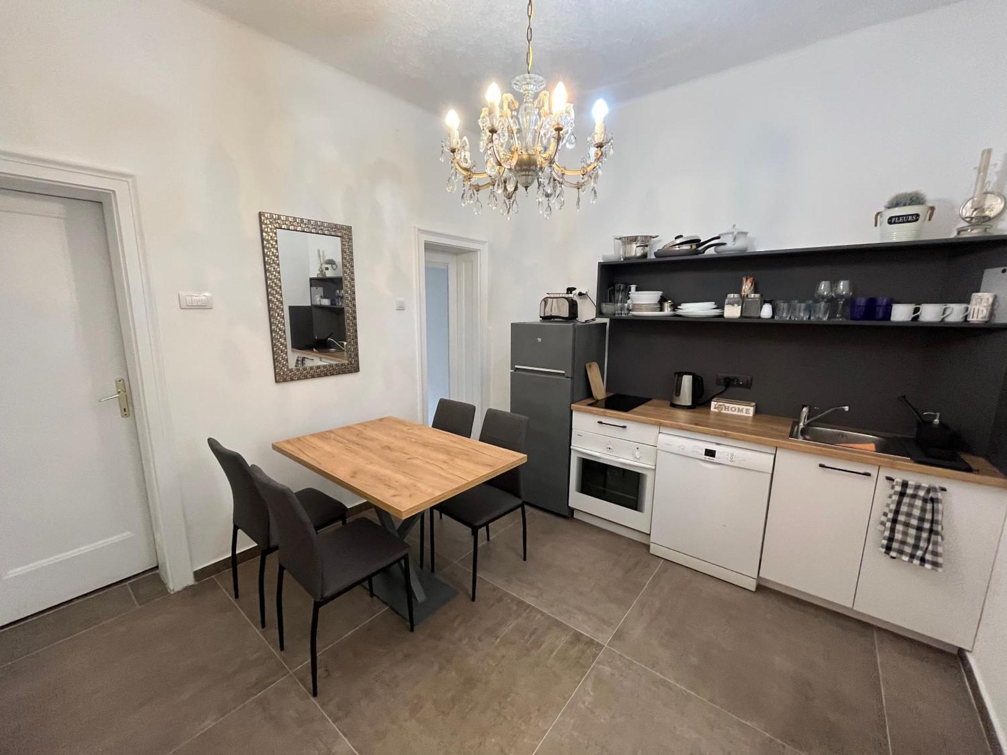 Two Bedroom Apartment Near Slavija Square Beograd Ngoại thất bức ảnh