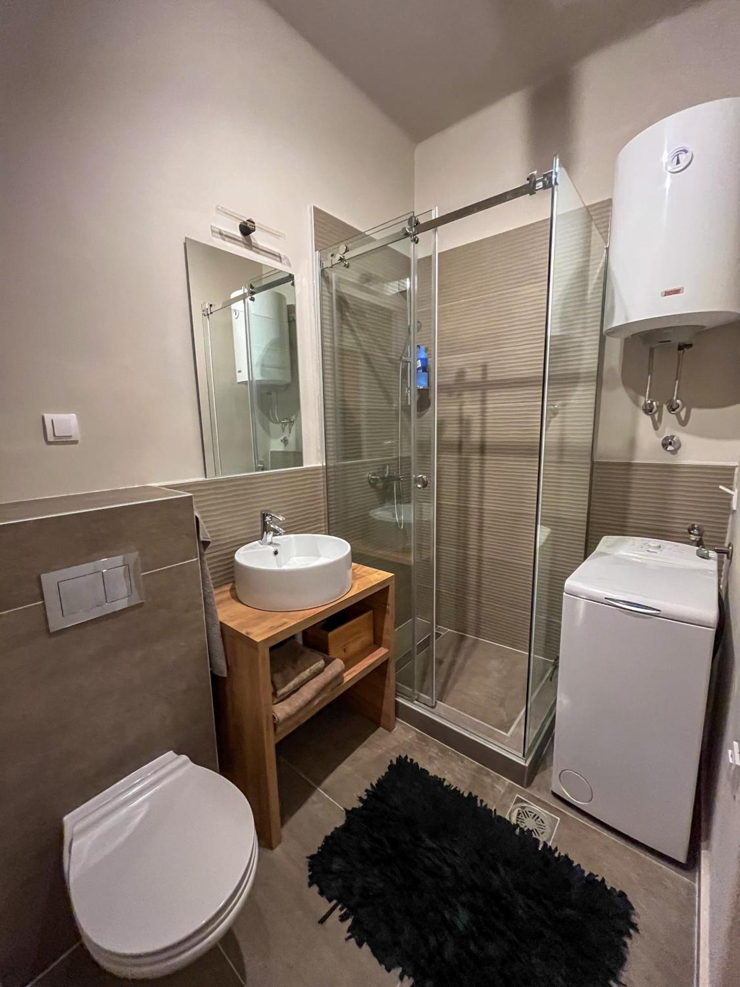 Two Bedroom Apartment Near Slavija Square Beograd Ngoại thất bức ảnh